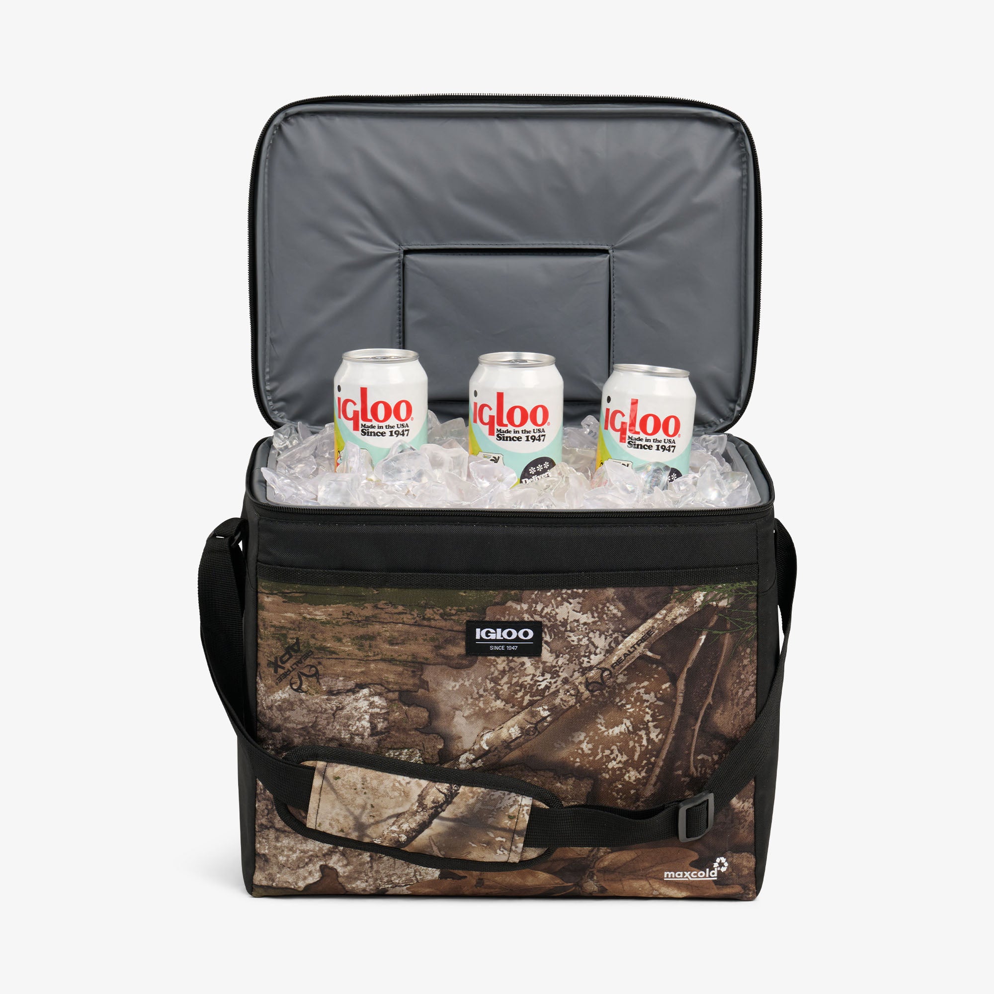 Realtree APX HLC 28-Can Bag - Image 3